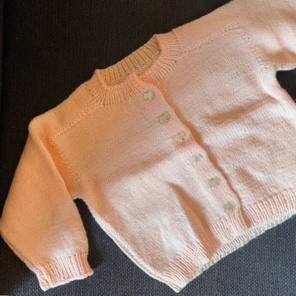 Pink hand knit sweater with dog buttons​ - Picture 8 of 14